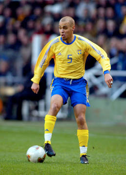 Tomas Antonelius,  Sverige