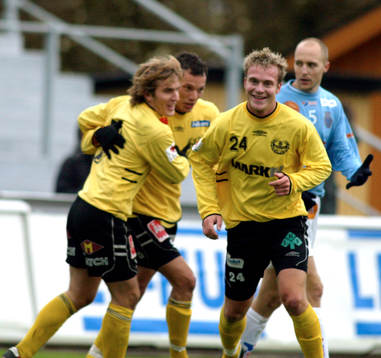 Lyckliga Mjällby-spelare Marcus Ekenberg, Johan Svensson