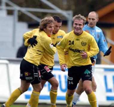 Lyckliga Mjällby-spelare Marcus Ekenberg, Johan Svensson