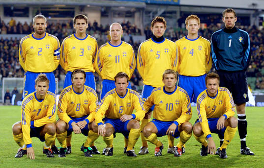 Fotboll, herr, Sverige, lagbild. Bakre raden fr v; Olof
