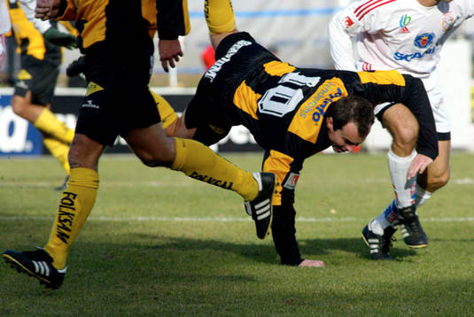 Peter Vougt, Häcken