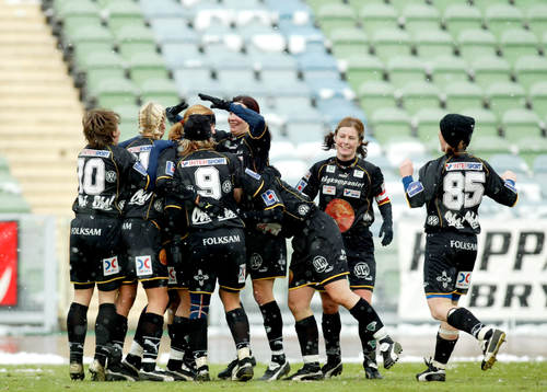 Lotta Runeson, Umeå, gör 1-0 i första halvlek, jubel med