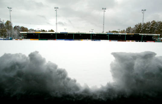 Ruddalen var snötäckt, matchen inställd