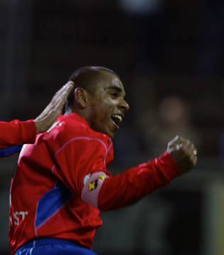 Alvaro Santos jublar