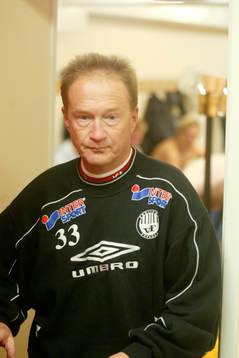 VF-tränaren Lars-Olof Mattsson deppar