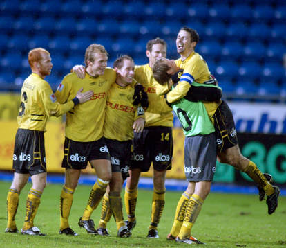 Elfsborg jublar över nytt kontrakt, Johan Wiland lyfter