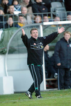 Anders Linderoth, tränare Hammarby jublar