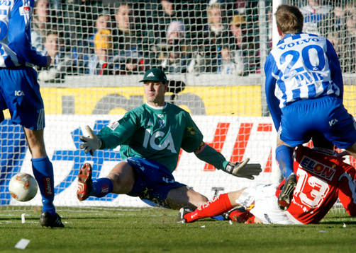 Daniel Mobaeck, Kalmar gör 0-1 bakom Bengt Andersson,
