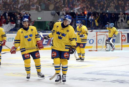 Sverige förlorade första matchen med 5-2