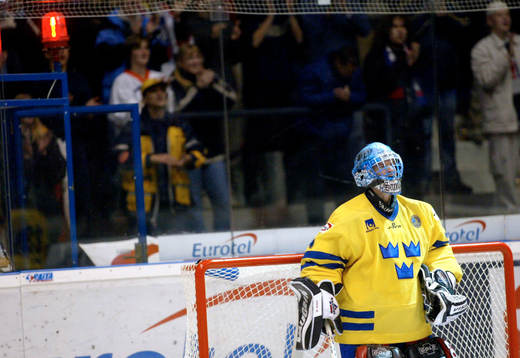 Sverige förlorade första matchen med 5-2, Mikael Sanberg,