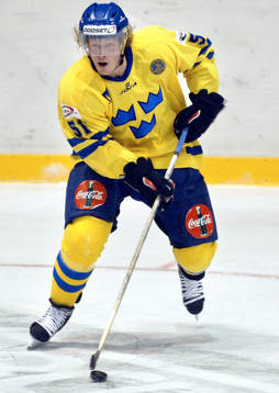 Mika Hannula, Sverige