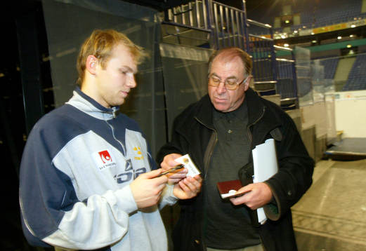 Mattias Wennerberg, träffar Marshall Johnston         (