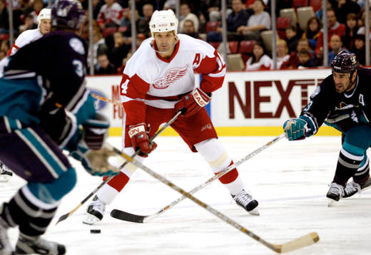 Brendan Shanahan, Detroit och Keith Carney, Anaheim. (Canal