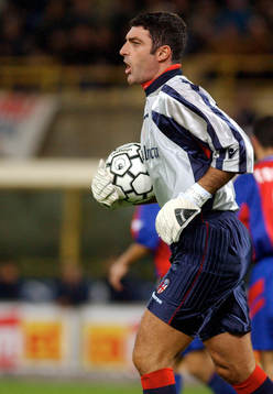 Pagliuca, målvakt, Bologna