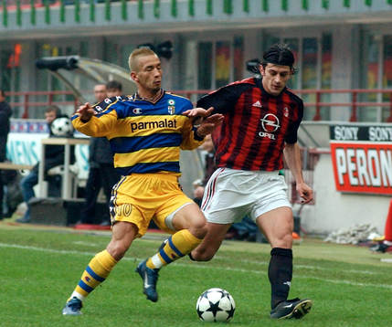 Nakata, Parma mot Kalatze, Milan