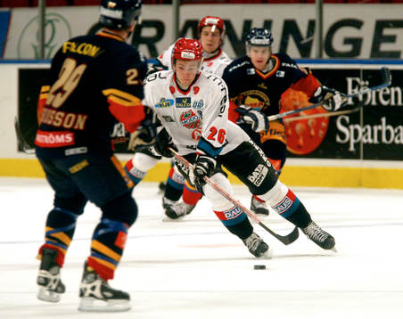 Mattias Wennerberg, Modo