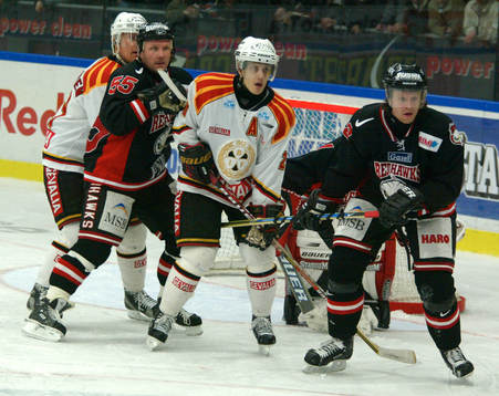 Veli-Pekka Laitinen och Roger Kyrö, Brynäs. Peter