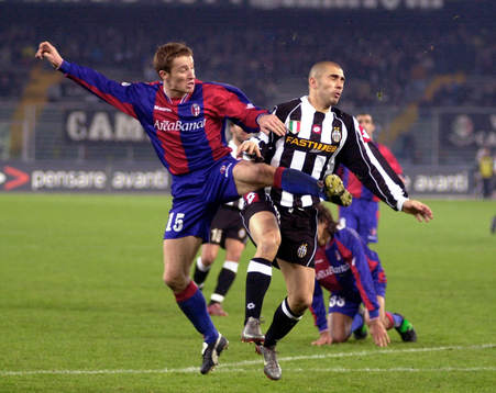 Smith, Bologna och Di Vaio, Juventus