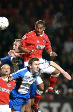 Shaun Barlett, Charlton och Nils-Eric Johansson i