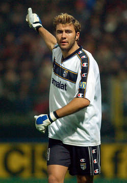 Frey, Parma, målvakt