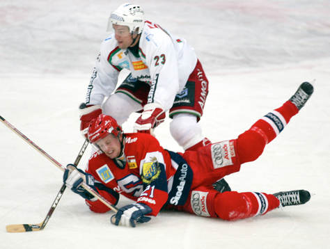 Ronnie Sundin, Frölunda gör ner Erik Norbäck, SSK