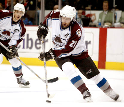 Peter Forsberg och Joe Sakic, Colorado