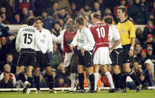 Lite irritation mellan Valencias och Arsenals spelare