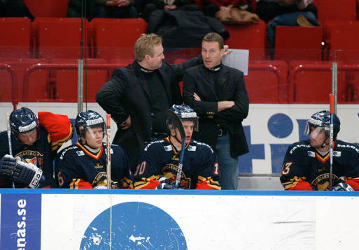 Robert Nordmark och Johan Garpenlöv coachar i Niklas