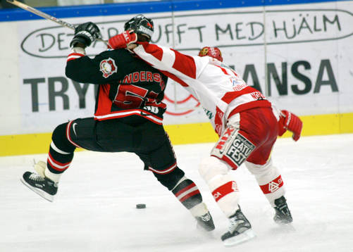 Niklas Nordgren valsar runt med veteranen Peter Andersson