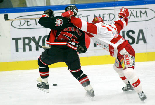 Niklas Nordgren valsar runt med veteranen Peter Andersson