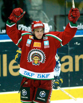Magnus Kahnberg jublar
