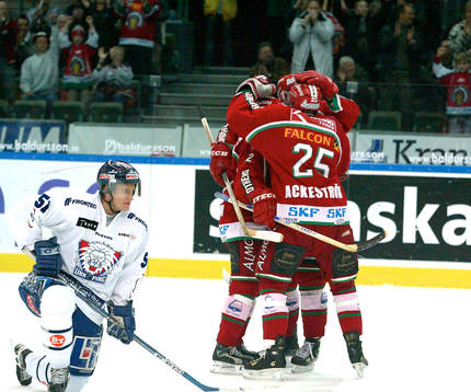 Mikael Håkansson, Linköping deppar och Frölunda jublar