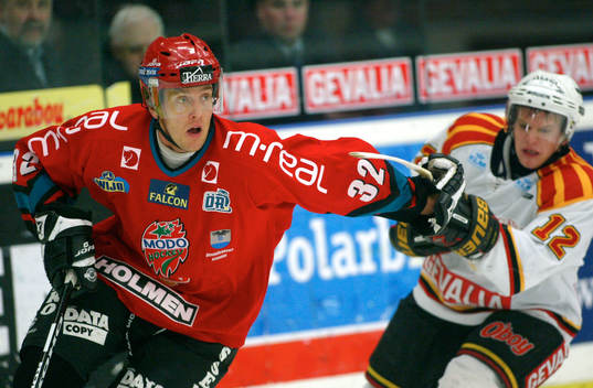 Martin Wilde, Modo kämpar mot Jonas Floberg, Brynäs