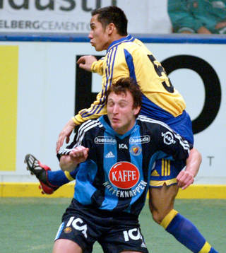 Dennis Cagara, Bröndby och Kim Källström, Djurgården