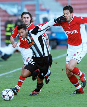 Alberto jagas av Grosso och Tedesco