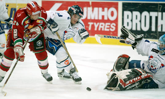 Peter Ström, Frölunda oroar framför Martin Knold och