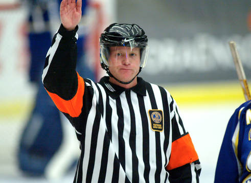 Ulrik Lindh, domare