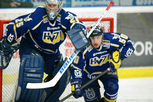 Boo Ahl, målvakt och Richard Pavlikovsky, HV 71