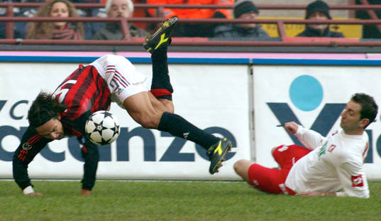 Filippo Inzaghi, Milan och Amedeo Mangone, Piacenza och
