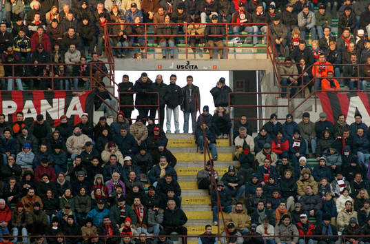 Supporter, Milan