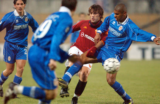 Montella och Juarez