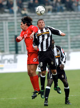 De Cesare och Conte. Nick, nickduell