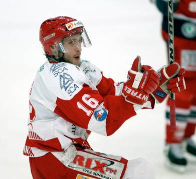 Fd Södertäljespelaren Per Hallin, Timrå gjorde 0-2