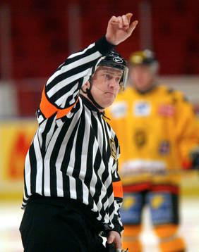 Morgan Johansson, domare