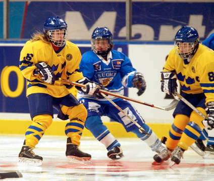 Pernilla Winberg och Erika Holst, Sverige