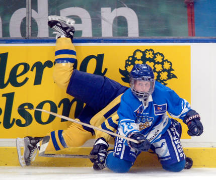 Anna Vikman, Sverige och Katja Riipi, Finland
