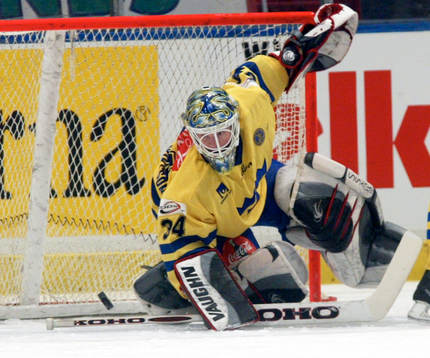 Daniel Henriksson, målvakt, Sverige