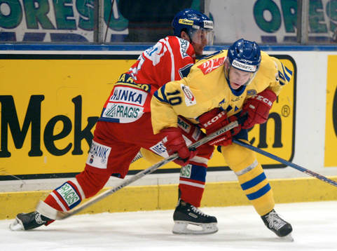 Magnus Kahnberg, Sverige