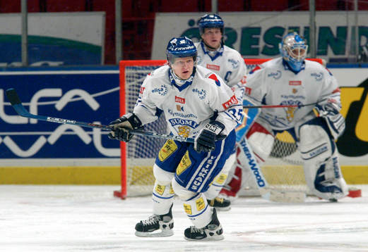Jukka Hentunen, Finland