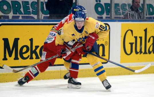 Magnus Kahnberg, Sverige